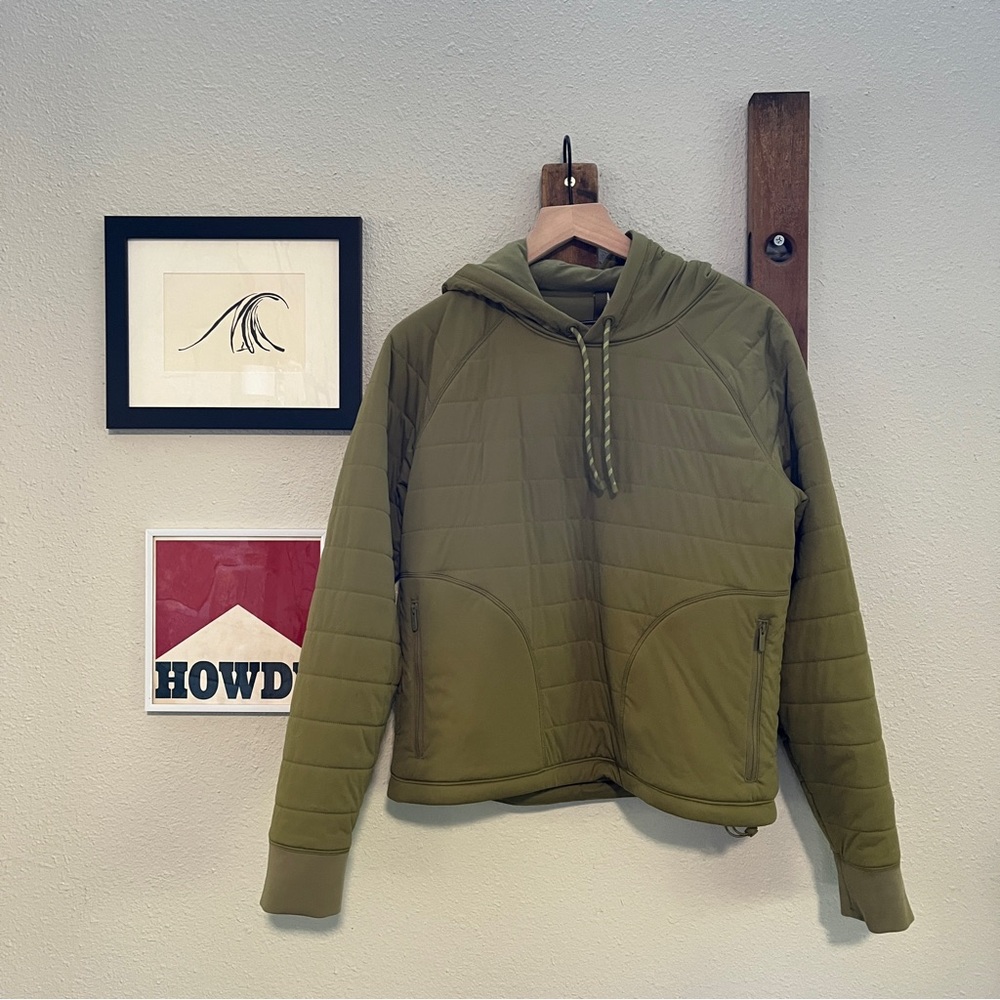 $178 Lululemon DYNAMIC MOVEMENT HOODIE Green Pullover Puffer Jacket 8